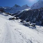 L' Aroula & Restaurant 3*
