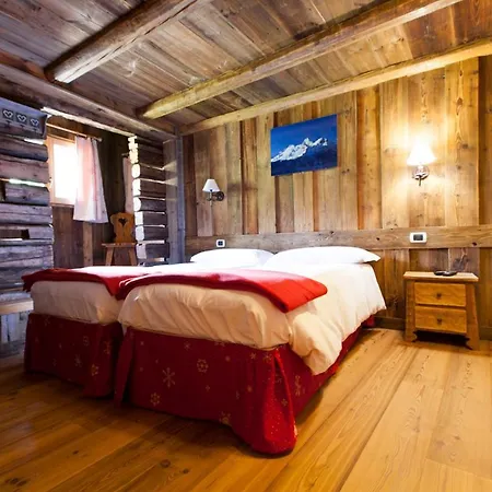 L' Aroula & Restaurant Гостевой дом 3*