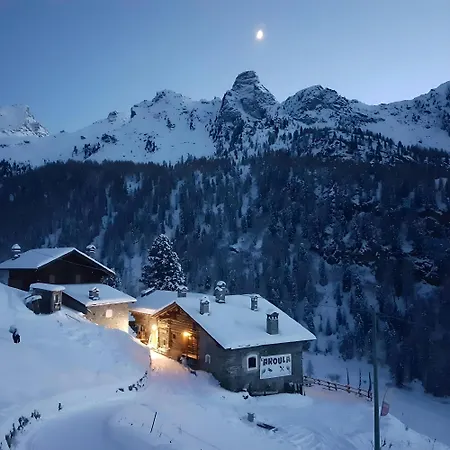 Gæstehus L' Aroula & Restaurant Champoluc