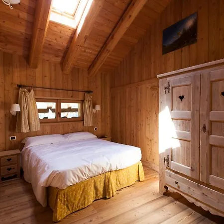 L' Aroula & Restaurant Gæstehus 3*