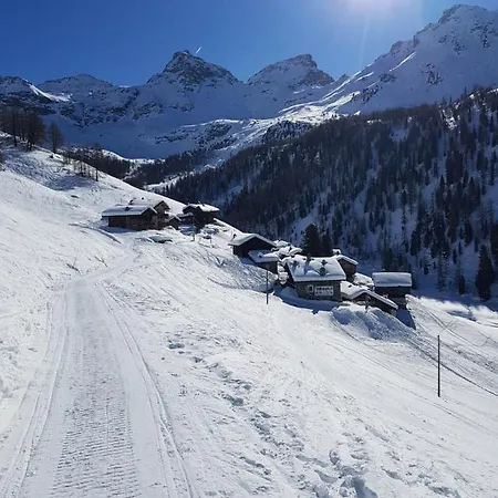 L' Aroula & Restaurant 3*